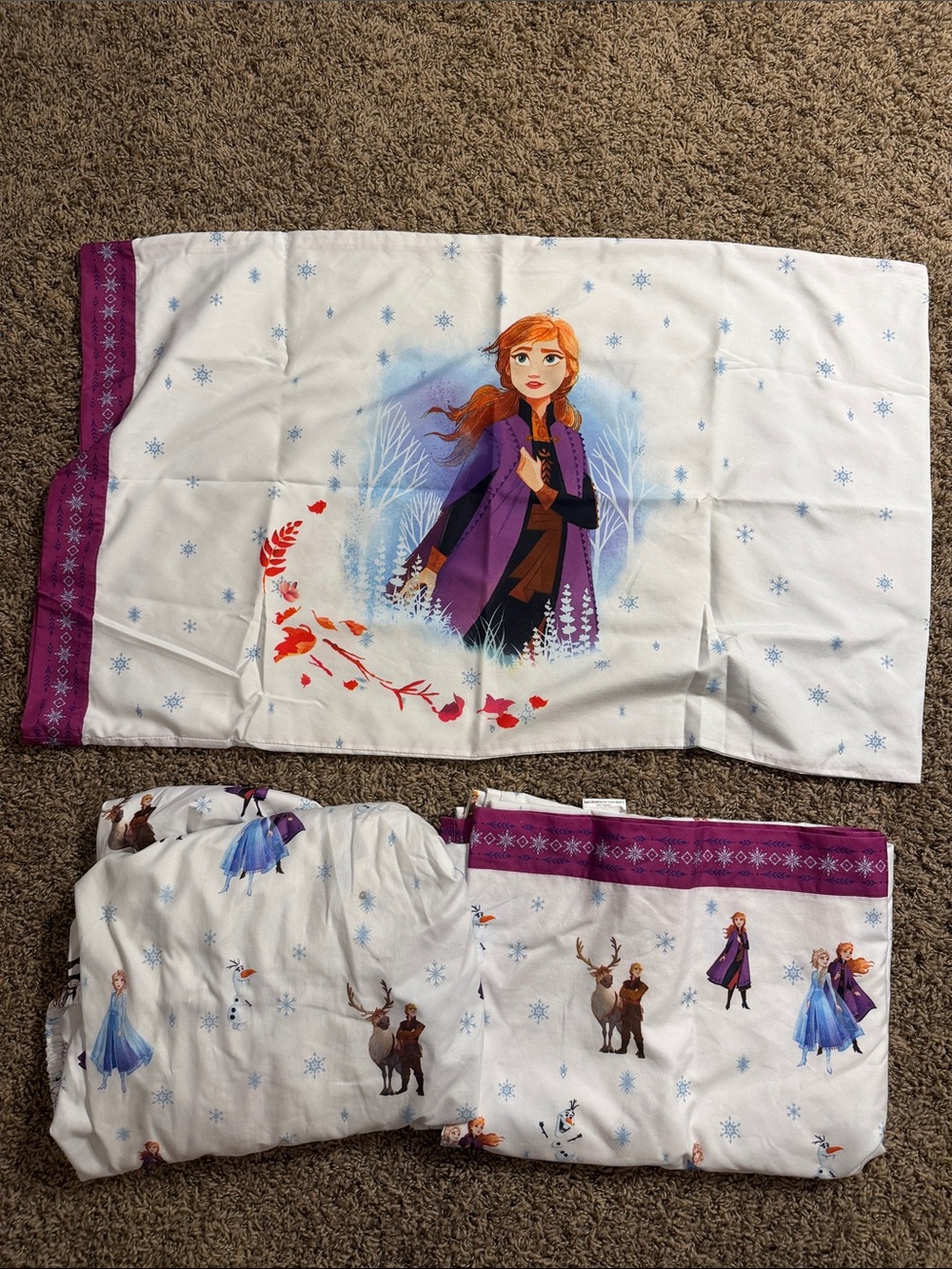 Disney Frozen Anna Bedding Set in White and Purple
